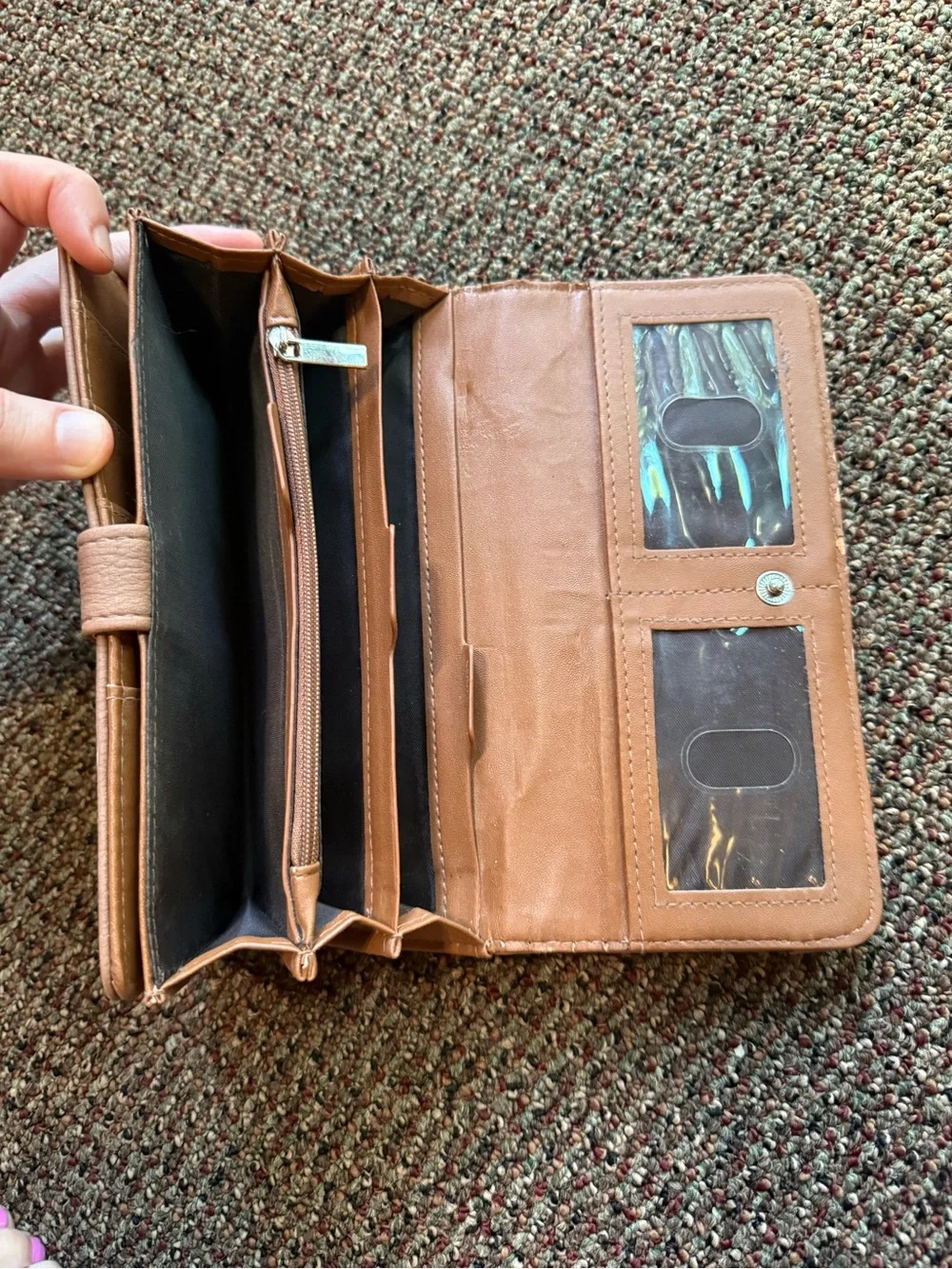Classic Brown Leather Wallet with Turn-Lock Closure